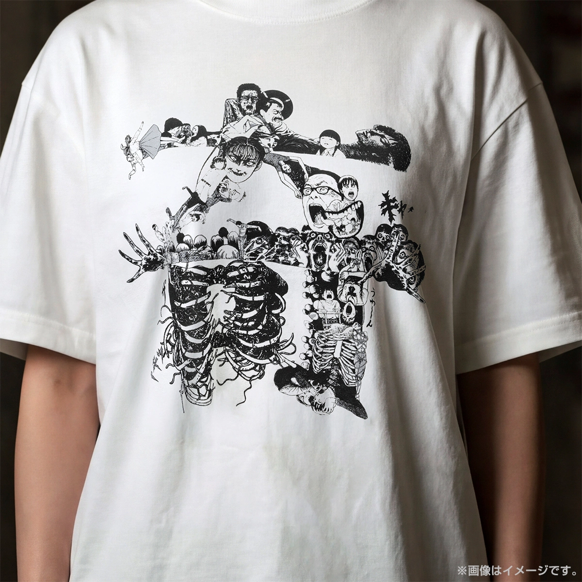 ストレンジ-伊藤潤二の夜も眠れぬ奇妙な話- Tシャツ（奇） Mサイズ
